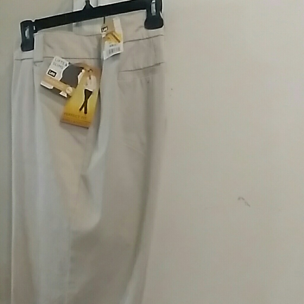 Lee Khakis Barely bootcut